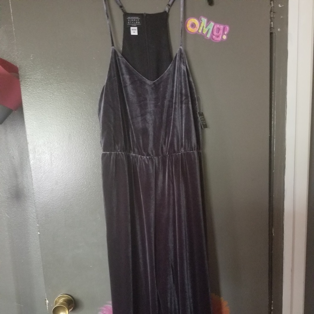 Simply Styled Gray Velour Jumpsuit